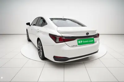 Lexus ES 2018, 127200 км, за 23776 USD - фото 6