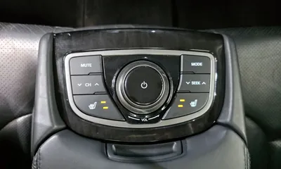 Hyundai Grandeur 2014, 70521 км, за 4096.46 USD - фото 20