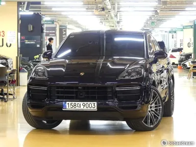 Porsche Cayenne · 2021 год