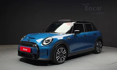 MINI Cooper · 2024 год