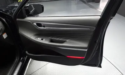 Hyundai Grandeur 2022, 61435 км, за 18970.72 USD - фото 24