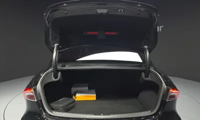 Hyundai Grandeur 2022, 61435 км, за 18970.72 USD - фото 32