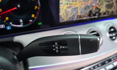Mercedes-Benz E-Class 2021, 70316 км, за 21990.29 USD - фото 9