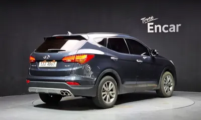 Hyundai Santafe 2015, 233163 км, за 4493.06 USD