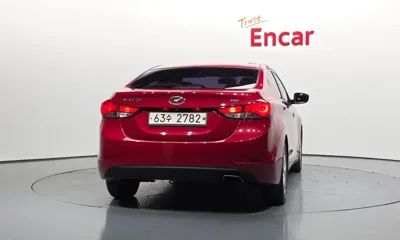 Hyundai Avante 2015, 122056 км, за 3900.06 USD