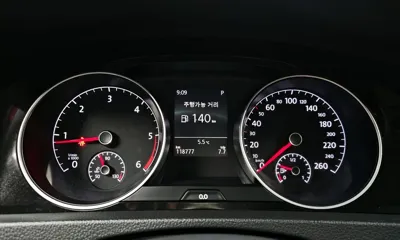 Volkswagen Golf 2015, 118777 км, за 6556.29 USD - фото 8
