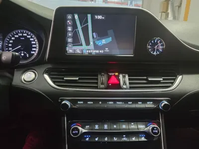 Hyundai Grandeur 2018, 101896 км, за 9562.85 USD - фото 10