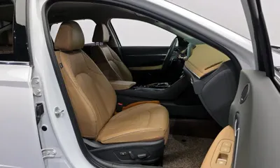 Hyundai Sonata 2020, 34139 км, за 14800.13 USD - фото 11