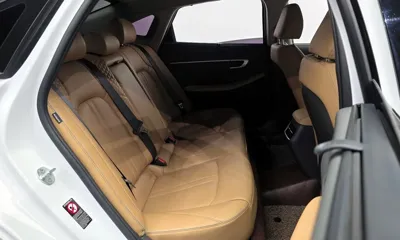 Hyundai Sonata 2020, 34139 км, за 14800.13 USD - фото 12