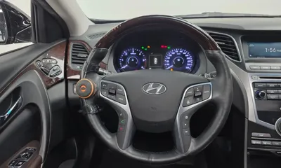 Hyundai Grandeur 2015, 158858 км, за 4105.96 USD - фото 13