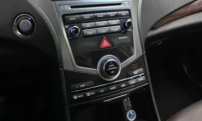 Hyundai Grandeur 2015, 158858 км, за 4105.96 USD - фото 15