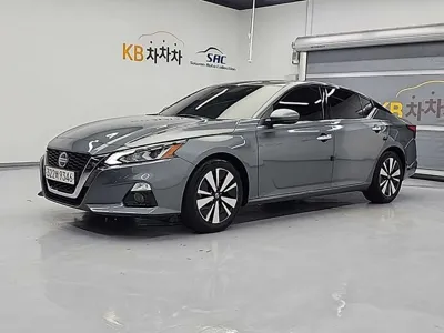 Nissan Altima 2019, 105135 км, за 8270.97 USD