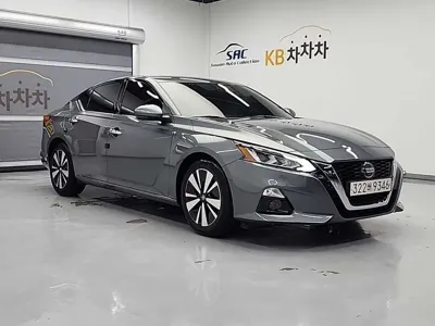 Nissan Altima 2019, 105135 км, за 8270.97 USD