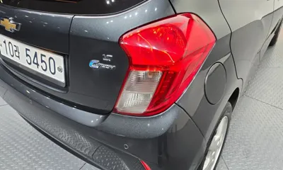 ChevroletGMDaewoo Spark 2018, 99450 км, за 3085.2 USD - фото 23