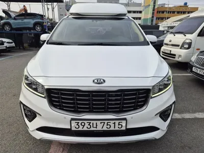 Kia Canival · 2020 год