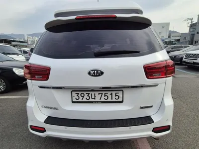 Kia Canival 2020, 122401 км, за 13266.05 USD - фото 5