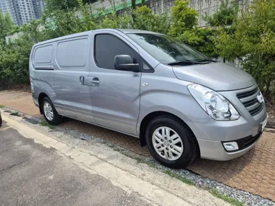 Hyundai Starex 2018, 128052 км, за 6710.1 USD