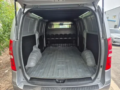 Hyundai Starex 2018, 128052 км, за 6710.1 USD - фото 10