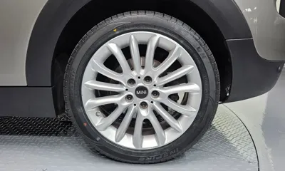 MINI Clubman 2019, 77737 км, за 9452.54 USD - фото 21
