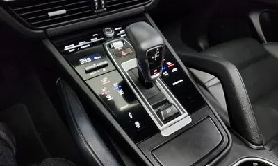 Porsche Cayenne 2021, 75297 км, за 43541.45 USD - фото 9