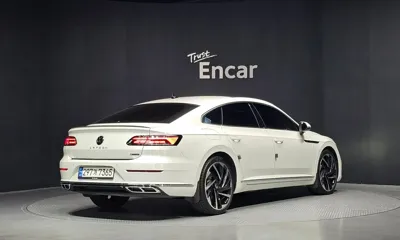 Volkswagen Arteon 2023, 44999 км, за 23713.37 USD