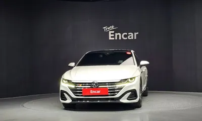 Volkswagen Arteon 2023, 44999 км, за 23713.37 USD