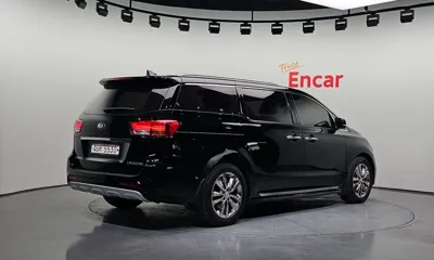 Kia Canival 2017, 136383 км, за 8259 USD