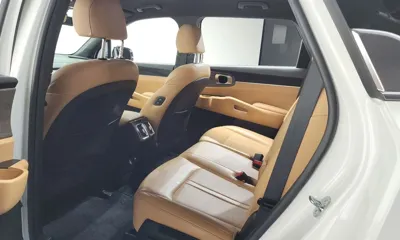 Kia Sorento 2023, 50815 км, за 19177.01 USD - фото 20