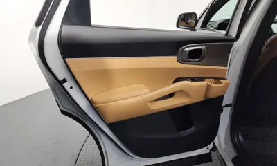 Kia Sorento 2023, 50815 км, за 19177.01 USD - фото 25