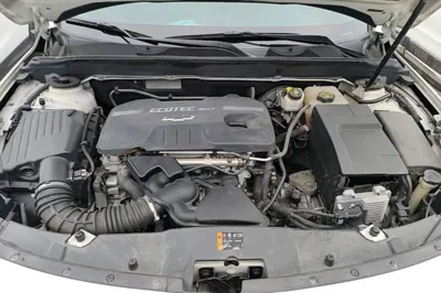 Chevrolet Malibu 2016, 92200 км, за 5833 USD - фото 24