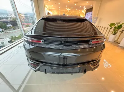 Lamborghini Urus 2026, 30 км, за 341285.71 USD