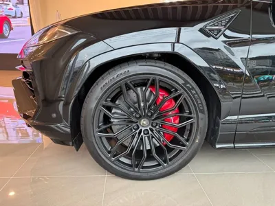 Lamborghini Urus 2026, 30 км, за 341285.71 USD