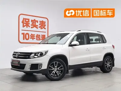 Volkswagen Tiguan · 2015 год