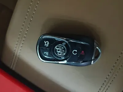 Buick LaCrosse 2017, 144600 км, за 7053.33 USD - фото 9