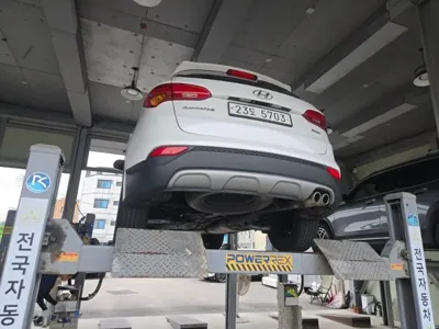 Hyundai Santafe 2015, 145548 км, за 5783.25 USD