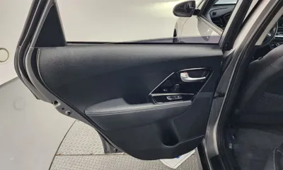 Kia Niro 2022, 35370 км, за 15606.31 USD - фото 25