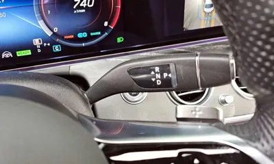 Mercedes-Benz E-Class 2022, 42850 км, за 31241.79 USD - фото 9