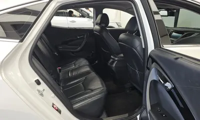 Hyundai Grandeur 2015, 87424 км, за 6446.57 USD - фото 12