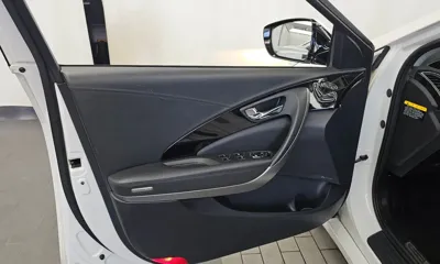 Hyundai Grandeur 2015, 87424 км, за 6446.57 USD - фото 24