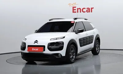 Citroen-DS C4 CACTUS · 2018 год