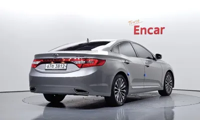 Hyundai Grandeur 2014, 166626 км, за 3185.33 USD