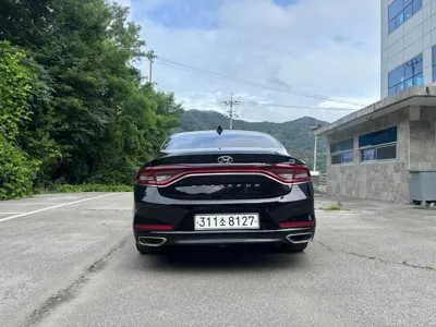 Hyundai Grandeur 2017, 143573 км, за 8743.41 USD
