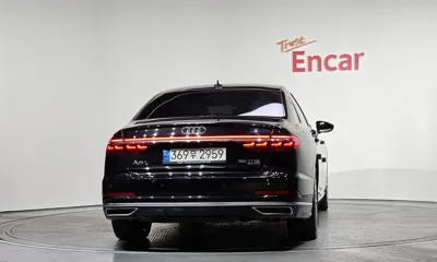 Audi A8 2021, 59443 км, за 40303.93 USD