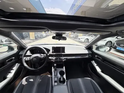 Honda Civic 2025, 7000 км, за 12052.62 USD