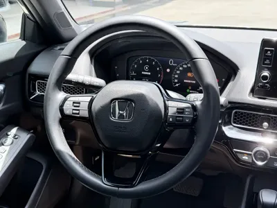 Honda Civic 2025, 7000 км, за 12052.62 USD