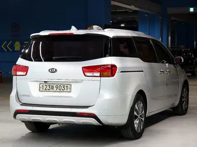 Kia Canival 2018, 171744 км, за 6432.98 USD