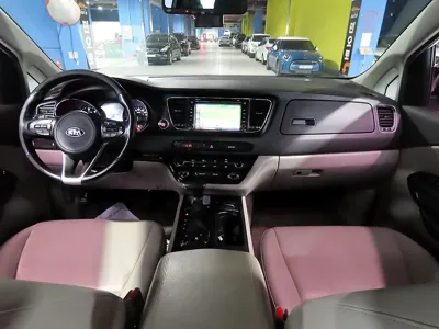 Kia Canival 2018, 171744 км, за 6384.37 USD - фото 7