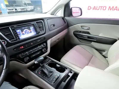 Kia Canival 2018, 171744 км, за 6384.37 USD - фото 13
