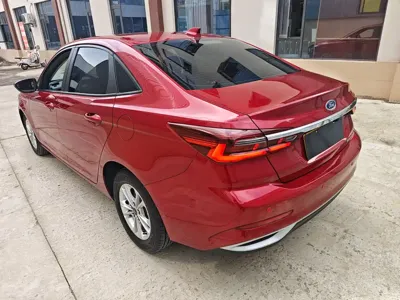 Ford Escort 2021, 32300 км, за 5709.13 USD - фото 6