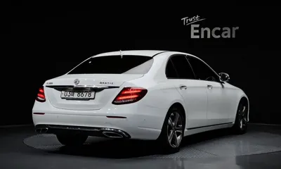 Mercedes-Benz E-Class 2019, 47025 км, за 16872.97 USD